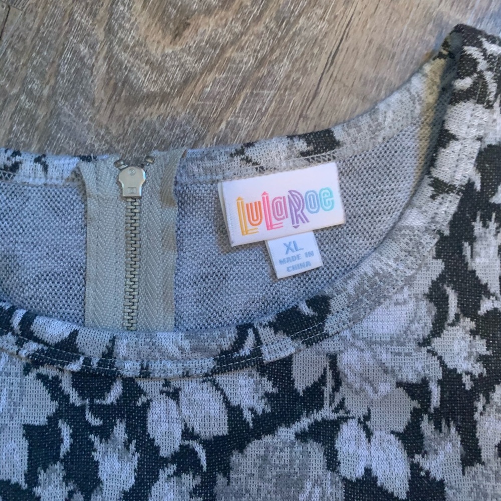 Lularoe Amelia size XL - Picture 3 of 3